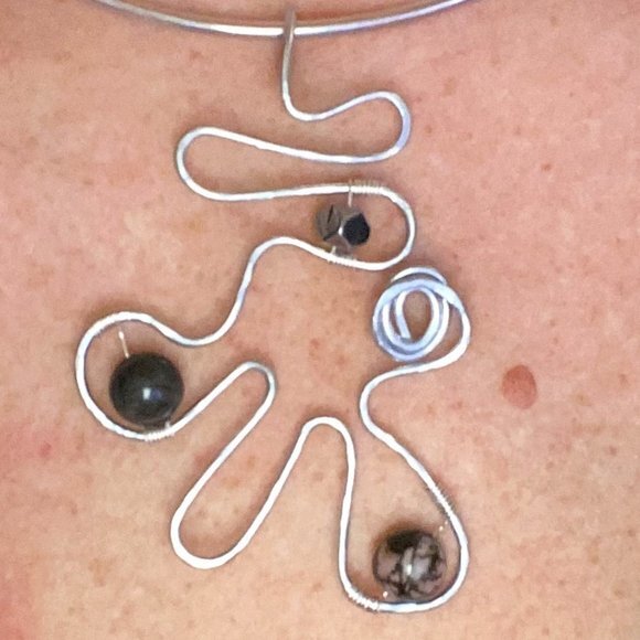 Artisan Created Hammered Stainless Steel Pendant with Rhodonite & Hematite - Picture 2 of 12